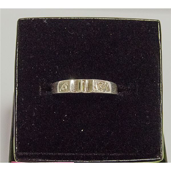 VINTAGE .925 STERLING SILVER RING SIZE 7