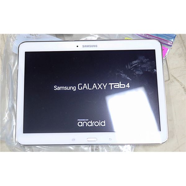SAMSUNG TABLET- WHITE- MODEL SM-T530NU WITH