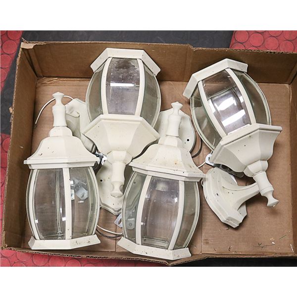 LOT OF FOUR OUTDOOR LIGHTS