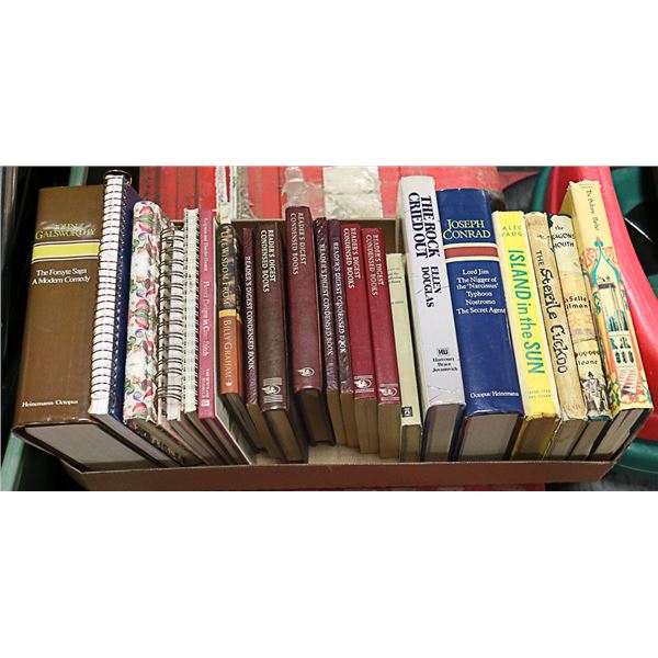 LOT OF ASSORTED VINTAGE BOOKS