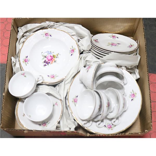 "SONATA" FINE CZECHOSLOVAKIAN PORCELAIN CHINA- 3