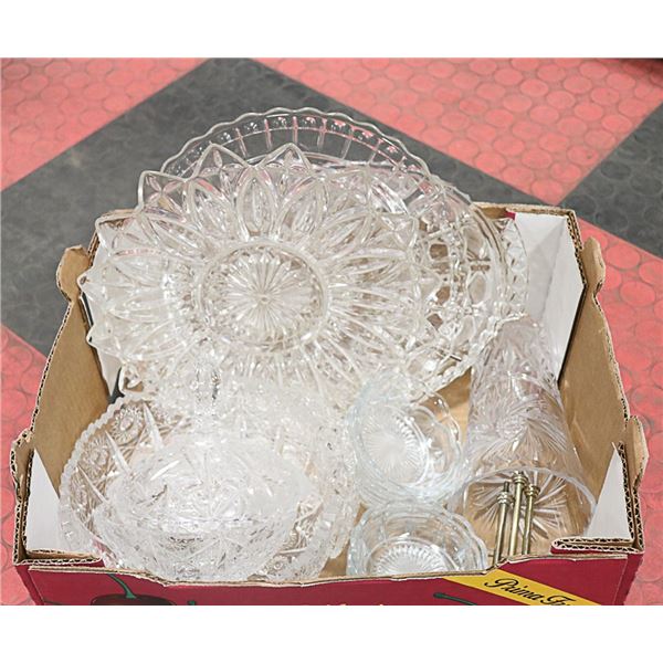 CRYSTAL/CUT GLAS LOT OF ASSORTED ITEMS