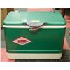 Image 1 : VINTAGE METAL COLEMAN COOLER