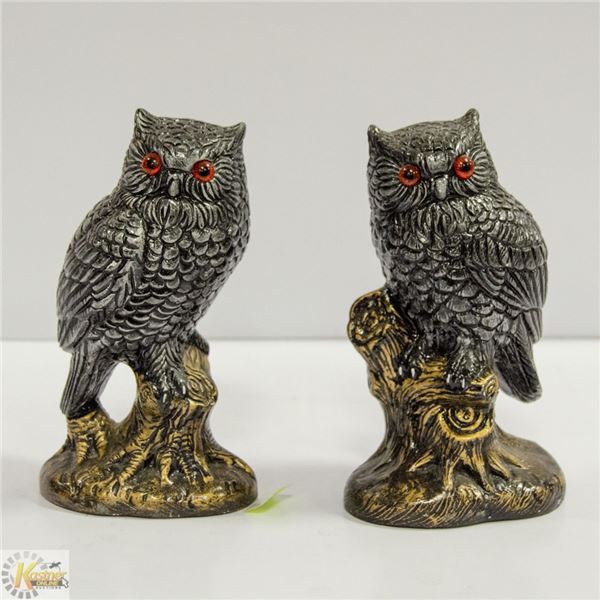 PAIR OF OWL FIGURINES, 7" TALL