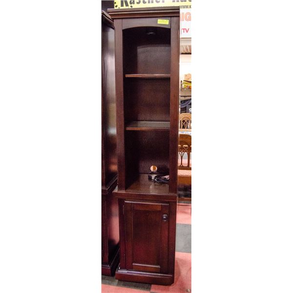 DISPLAY CABINET WITH LIGHT