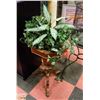 Image 1 : ANTIQUE WOOD PLANT STAND WITH PLANT