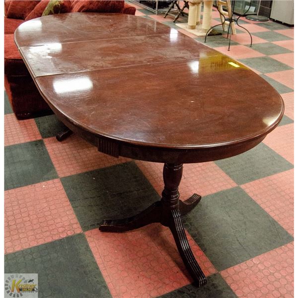 OVAL WOODEN TABLE WITH LEAF.