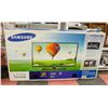 Image 1 : SAMSUNG 55" LED HD 3D TV WITH STAND, 3D GLASSES