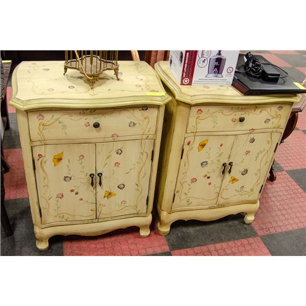 2 MATCHING SIDE TABLES 22" X 15.5" X 31"