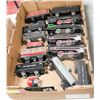 Image 1 : VINTAGE FLAT LOT OF METAL LIONEL AND MARX TRAINS