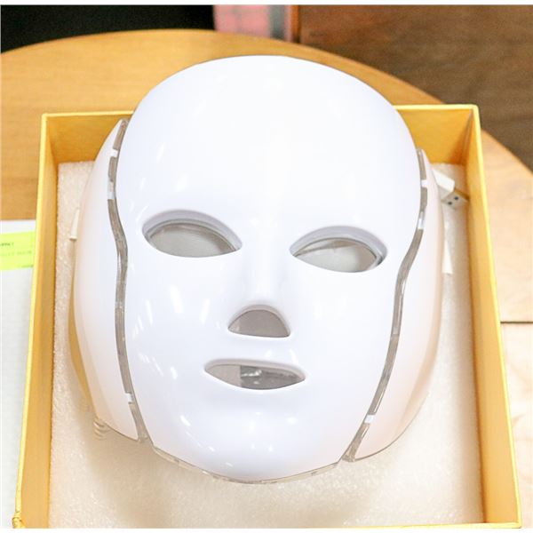 7 COLOR LED BEAUTY MASK