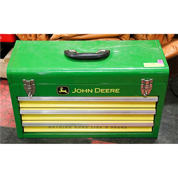 GREEN JOHN DEERE TOOL BOX 20.5" X 8.5" X 12"