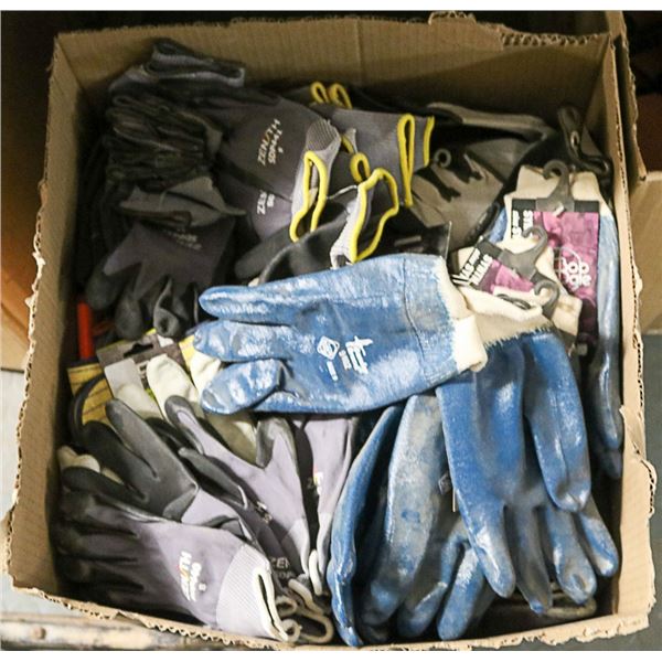 LOT OF BRAND NEW WORK GLOVES