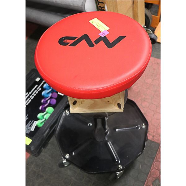 HYDRAULIC SHOP STOOL