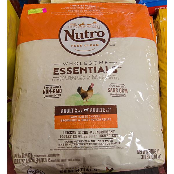4 BAGS OF NUTRO ADULT CHICKEN DOG FOOD 13.61 KG