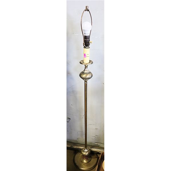 VINTAGE FLOOR STANDING LAMP