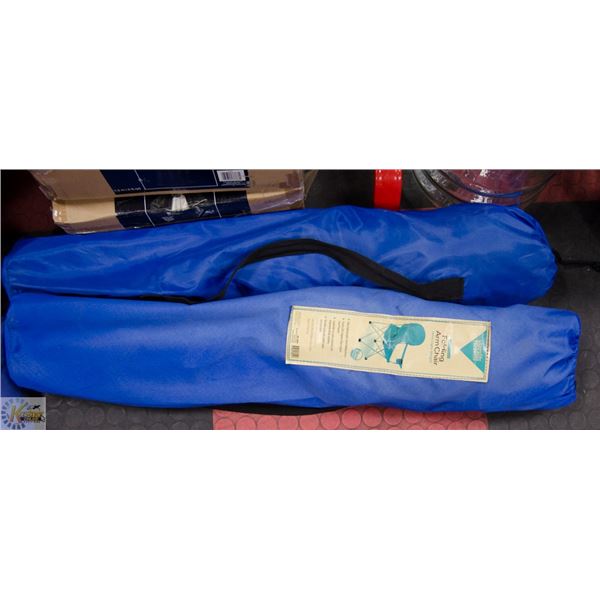 2 FOLDING ARM CHAIRS