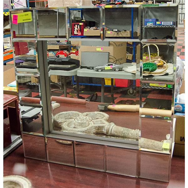 SHOWHOME FRAMED MIRROR