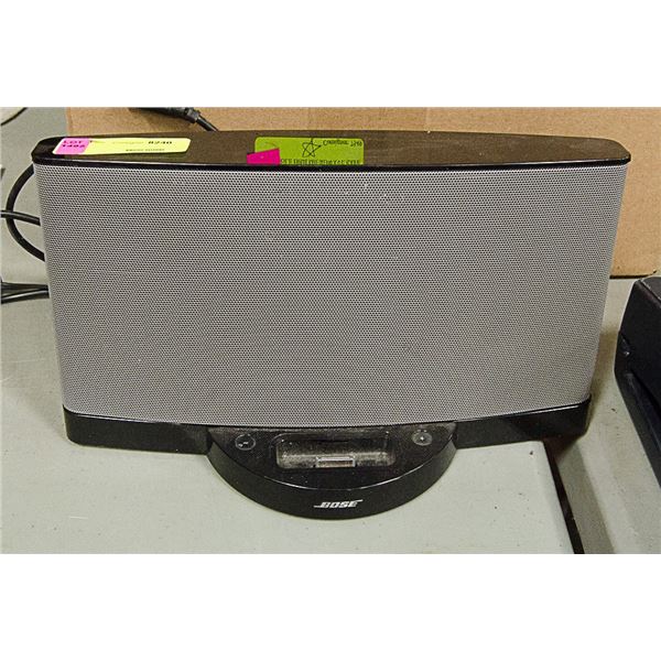 BOSE IPOD DOCKING STATION