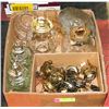 Image 1 : VINTAGE OIL LAMPS - PARTS AND PIECES