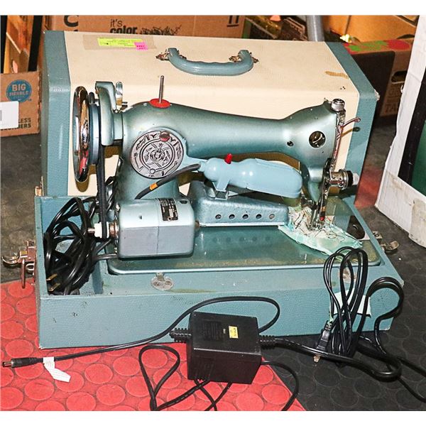 ANTIQUE "PIEDMONT" SEWING MACHINE IN CARRY CASE