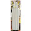 Image 1 : IRONING BOARD
