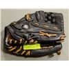 Image 1 : NIKE DIAMOND READY DRI-FIT 12.00" BASEBALL GLOVE
