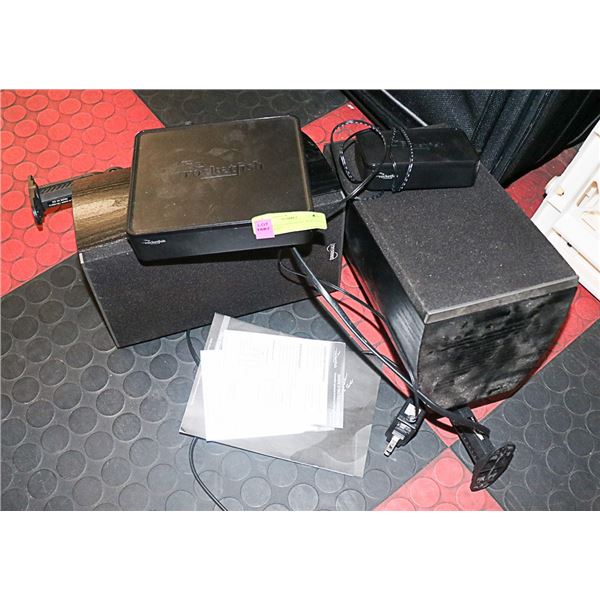 ROCKETFISH UNIVERSAL WIRELESS SPEAKER KIT