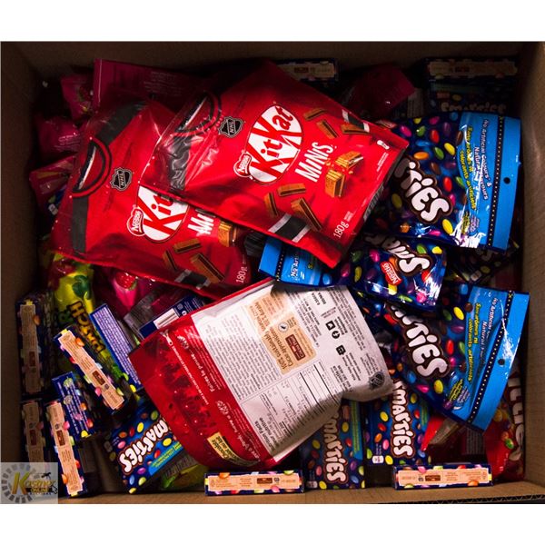 LOT OF CHOCOLATE CANDY