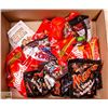 Image 1 : FLAT LOT OF MINI CHOCOLATE CANDIES