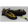 Image 1 : PAIR OF ROCK PILLAR ROCK CLIMBING SHOES SZ 11.5