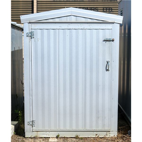 5' X 8' X 6' METAL SHED ON SKID, SINGLE DOOR