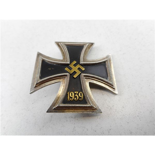 WWII GERMAN IRON CROSS