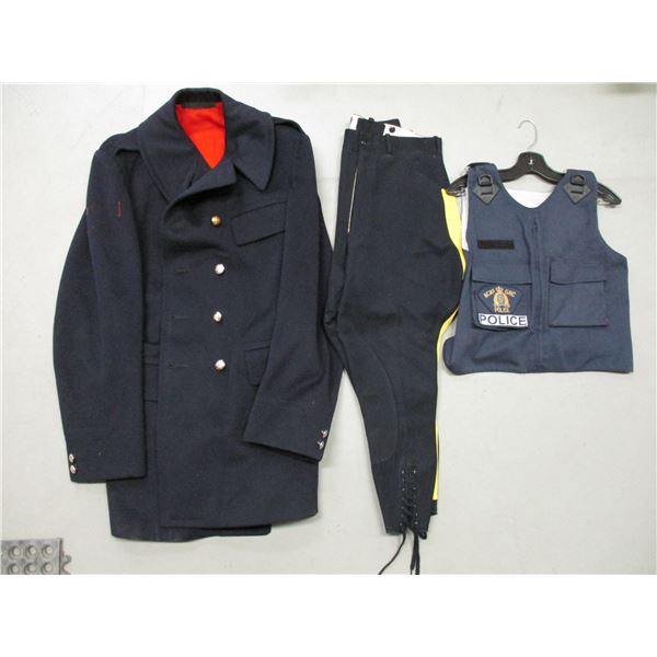 ASSORTED RCMP CLOTHING
