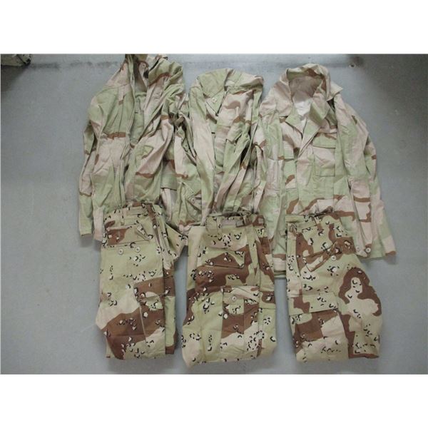 U.S. DESERT CAMO LOT
