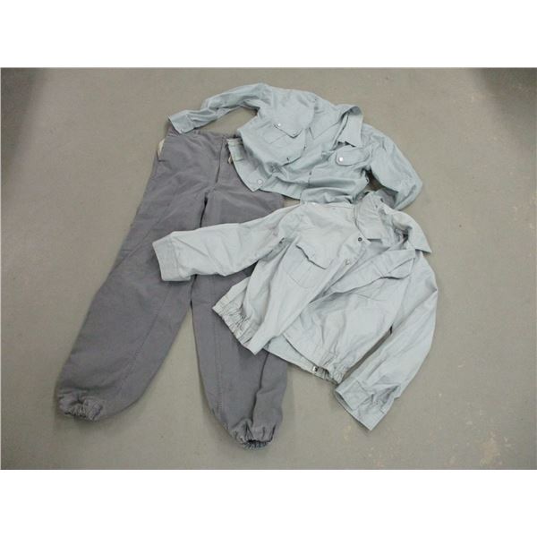 MILITARY CLOTHING LOT