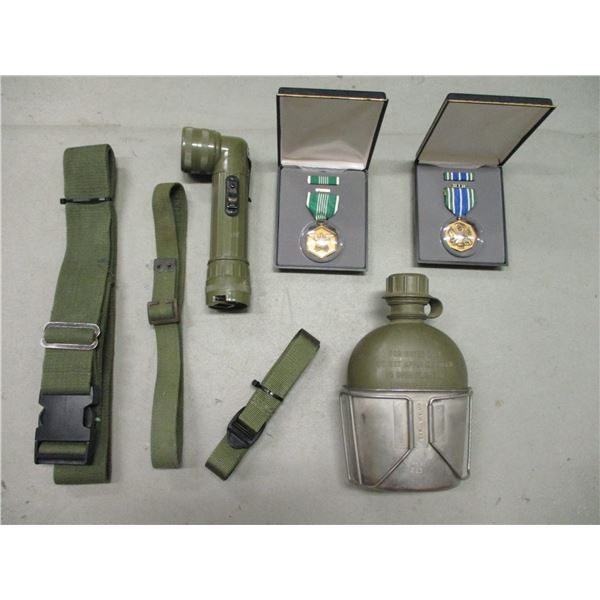 ASSORTED MILITARIA LOT