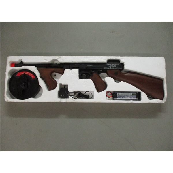 THOMPSON SUBMACHINE GUN AIRSOFT GUN