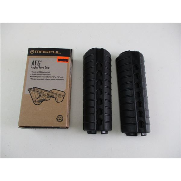 M-4 TYPE FOREND + ANGLED FORE GRIP