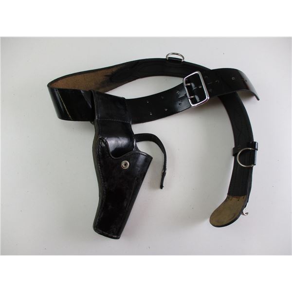 KIRKPATRICKS BELT WITH HOLSTER