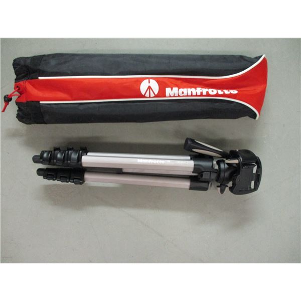 MANFROTTO TRIPOD