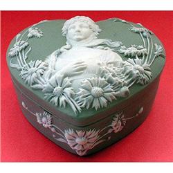 Schafer & Vater Green Jasperware HEART Powder #1886670