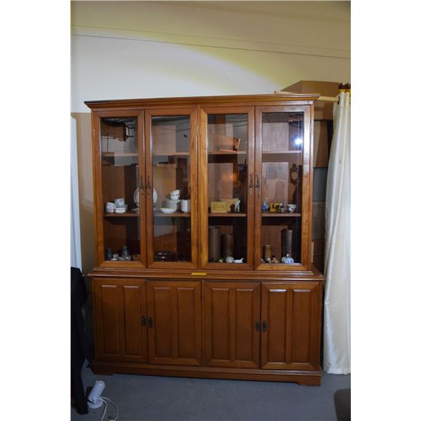 GLASS DISPLAY HUTCH W/CABINETS