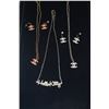 Image 1 : COLLECTION OF FASHION JEWELRY (5 PCS)