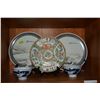 Image 1 : COLLECTION OF PLATES & BOWLS (5 PCS) (DOES NOT INCLUDE STAND)