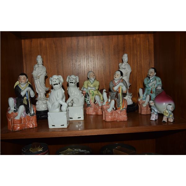 VINTAGE CHINESE PORCELAIN FIGURINES & STANDS (11 PCS)