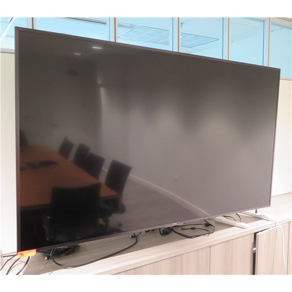 Sony Flat Screen TV - DOES NOT POWER ON (NEEDS REPAIR - does not