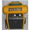 Image 1 : Dewalt Compressor