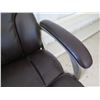 Image 8 : Global Furniture Black Rolling Executive Office Arm Chair