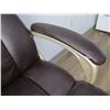 Image 8 : Global Furniture Black Rolling Executive Office Arm Chair